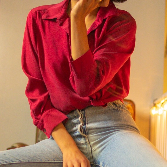 Vintage Red Silk Blouse 100% Silk Small - Picture 2 of 4